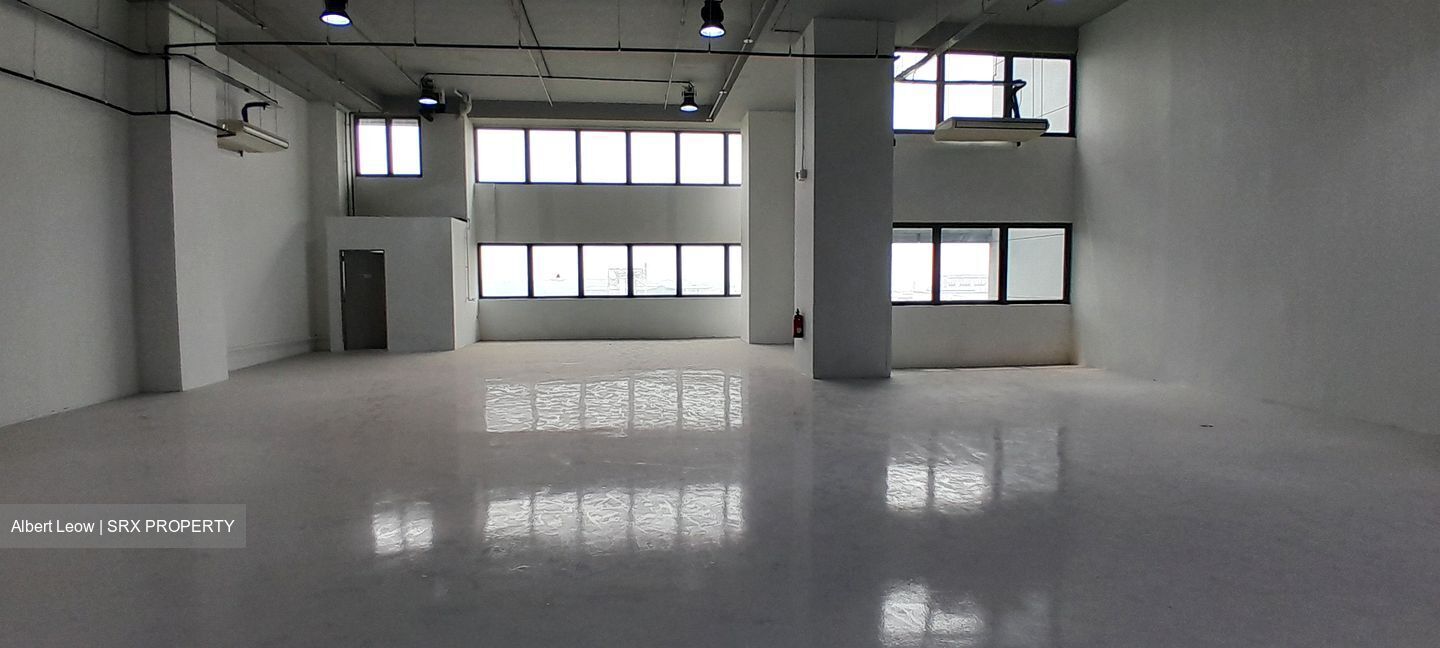Carros Centre (D25), Warehouse #626482451